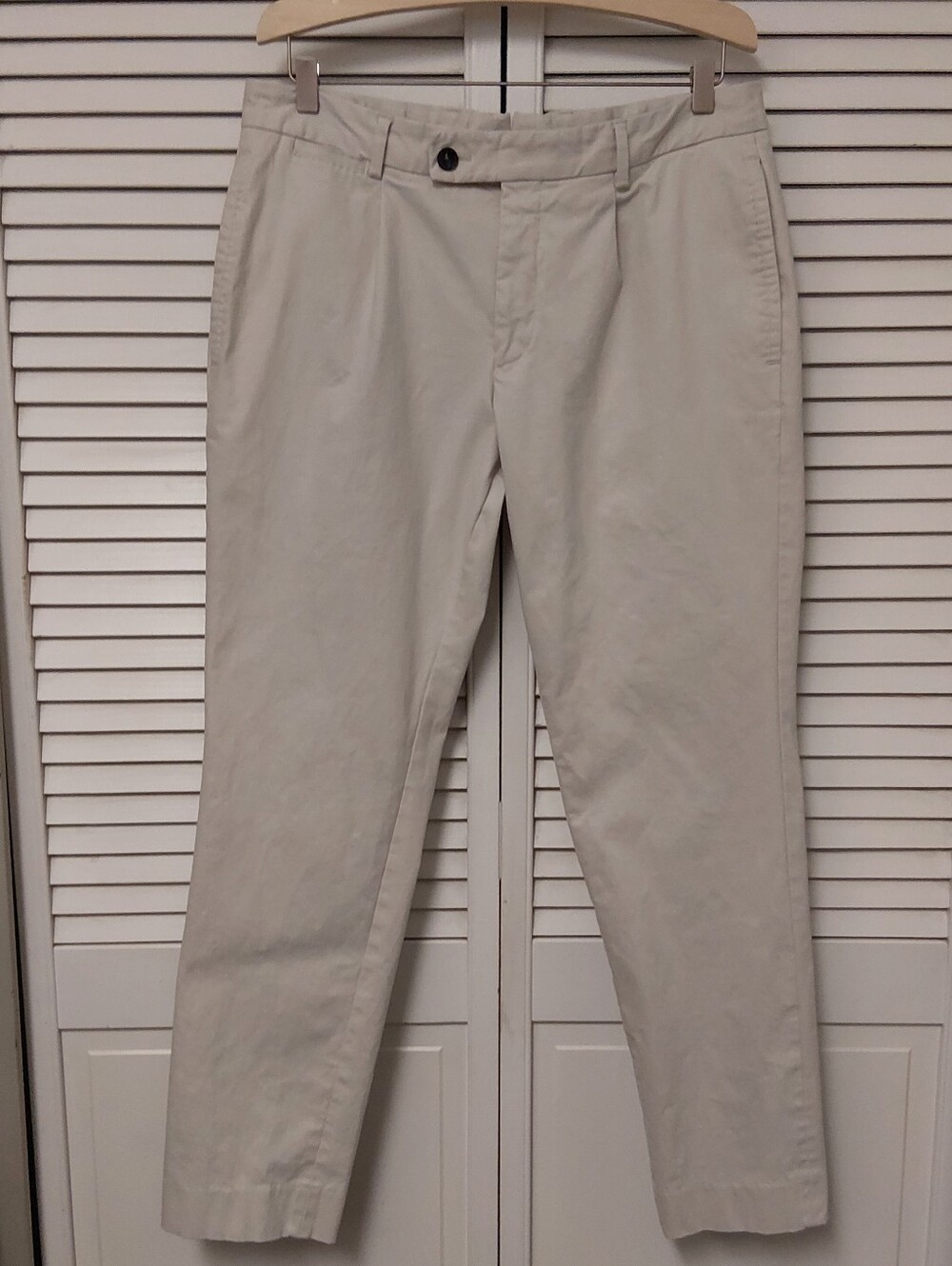 Boss Men's Light Beige Slim Chinos